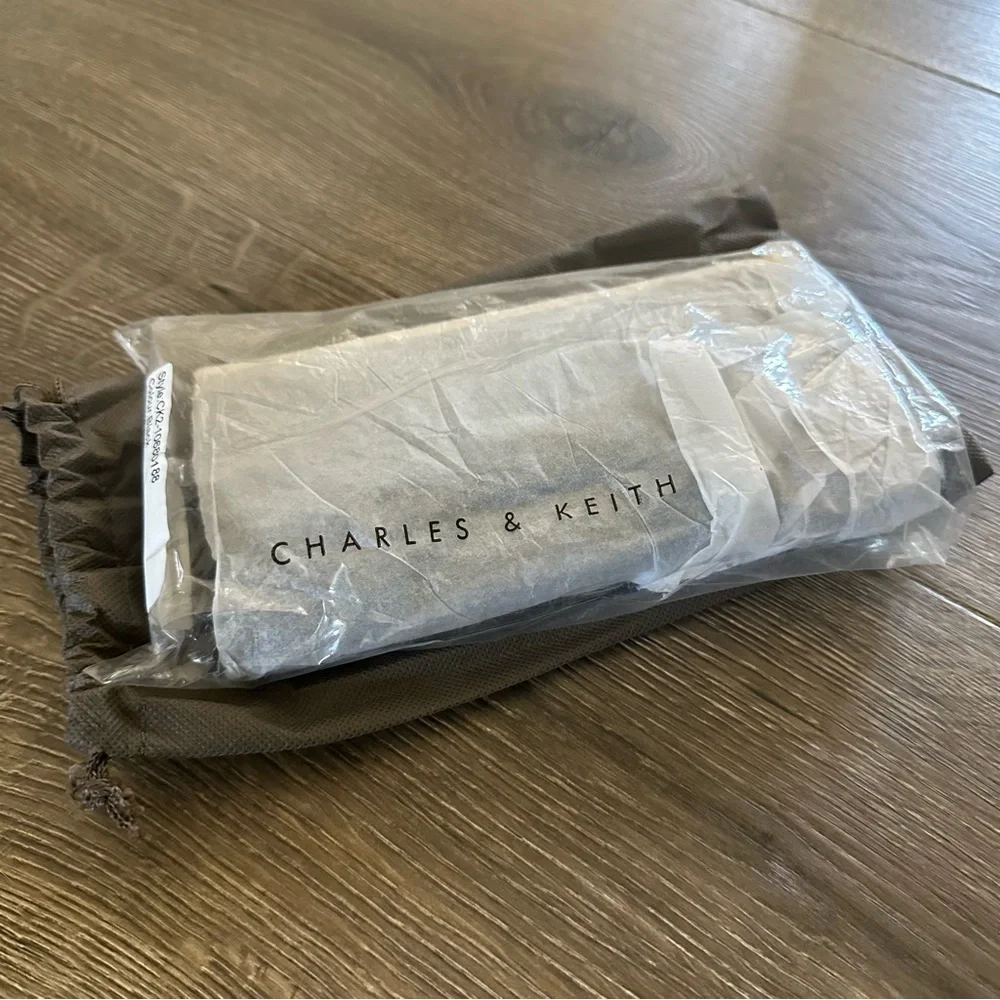Charles & Keith black and gold wallet- brand new!